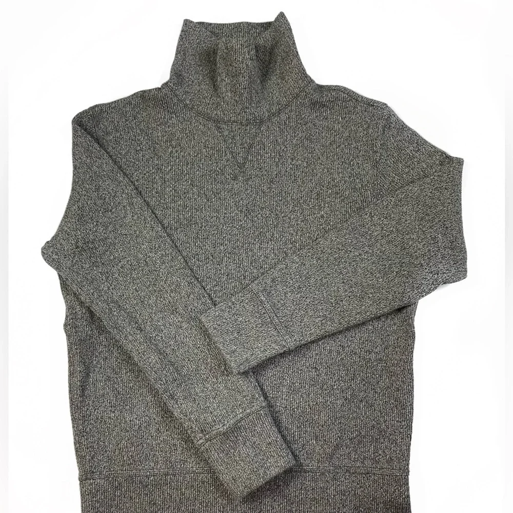 Banana Republic Turtleneck Sweater - Picture 1 of 4